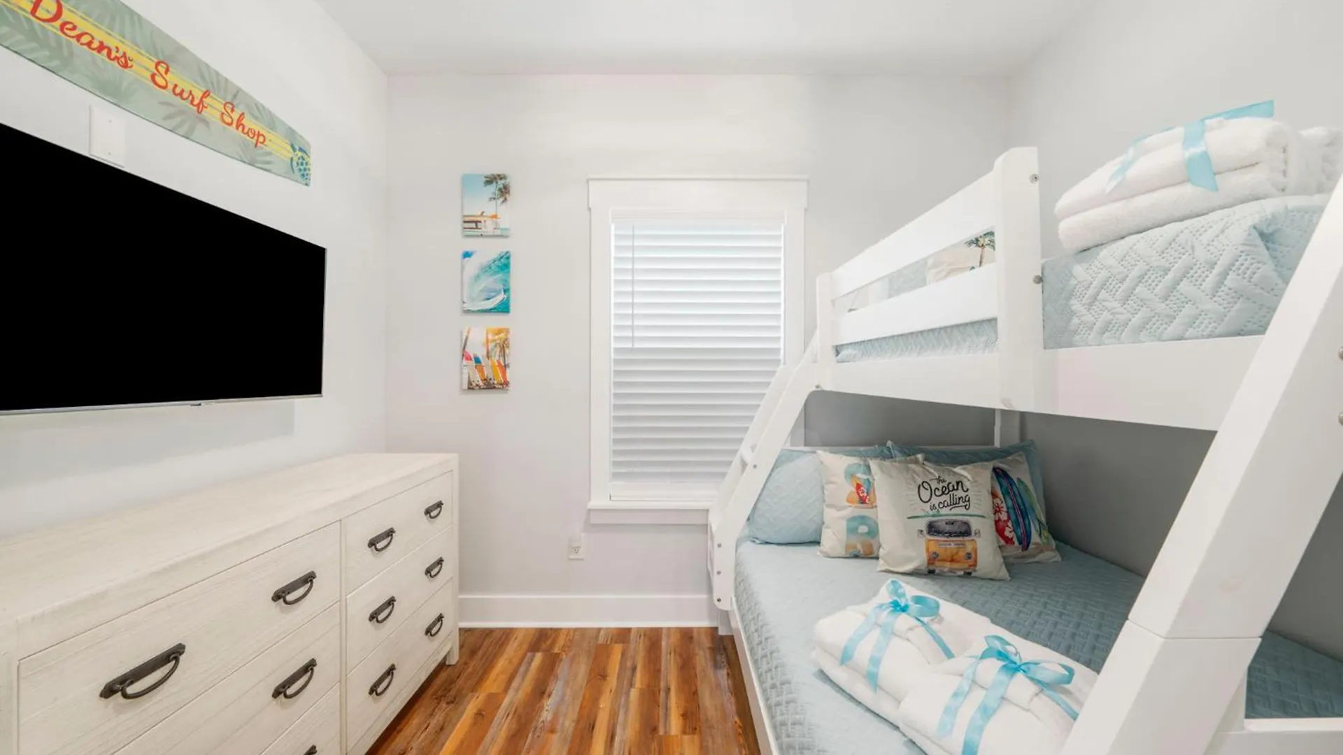 Semesterbostad Laguna Peach: 3Ba 2Ba Retreat For 10! Explore Nearby Beaches & Activities Panama City Beach