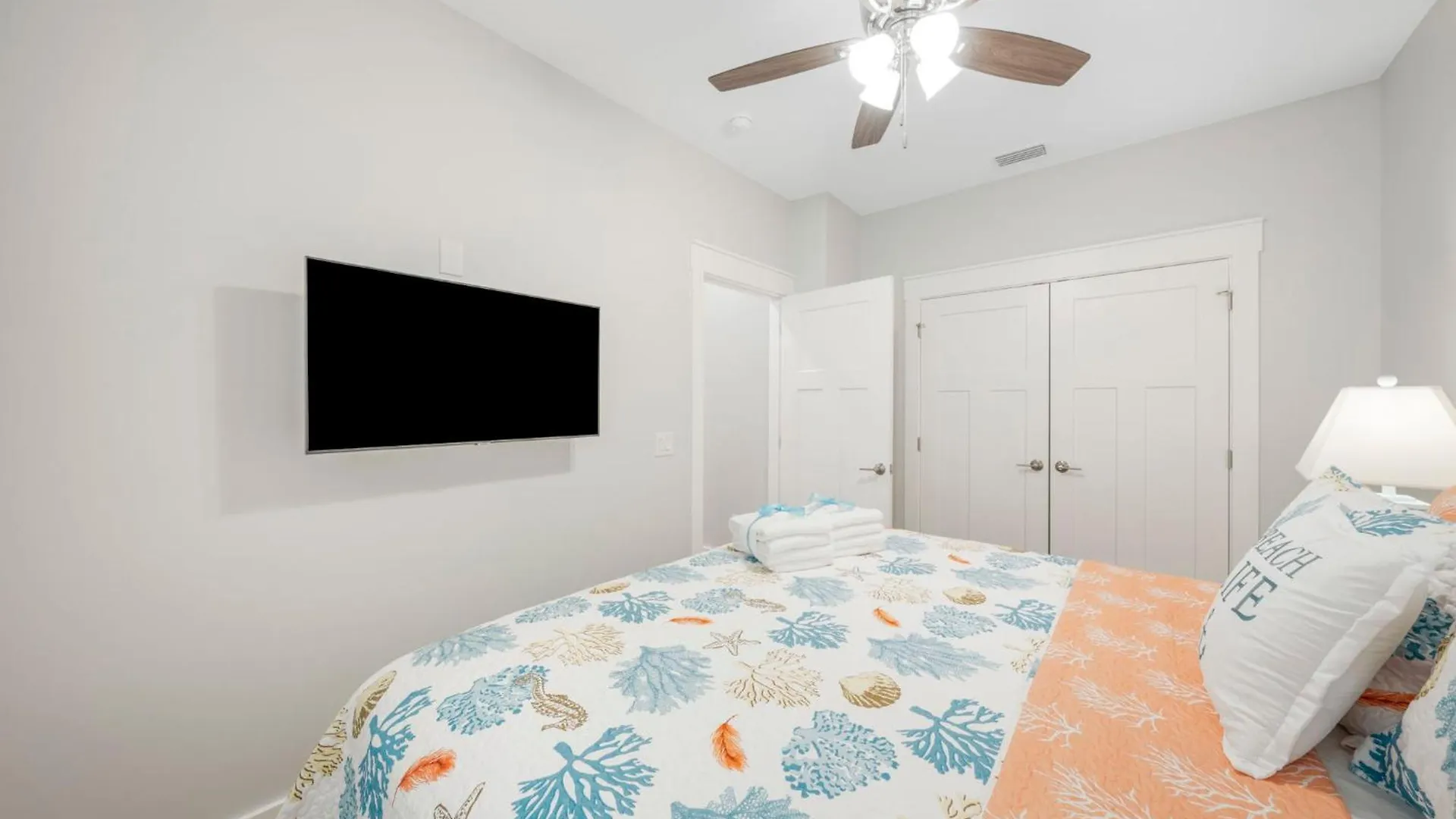 Laguna Peach: 3Ba 2Ba Retreat For 10! Explore Nearby Beaches & Activities Panama City Beach 0*,  USA