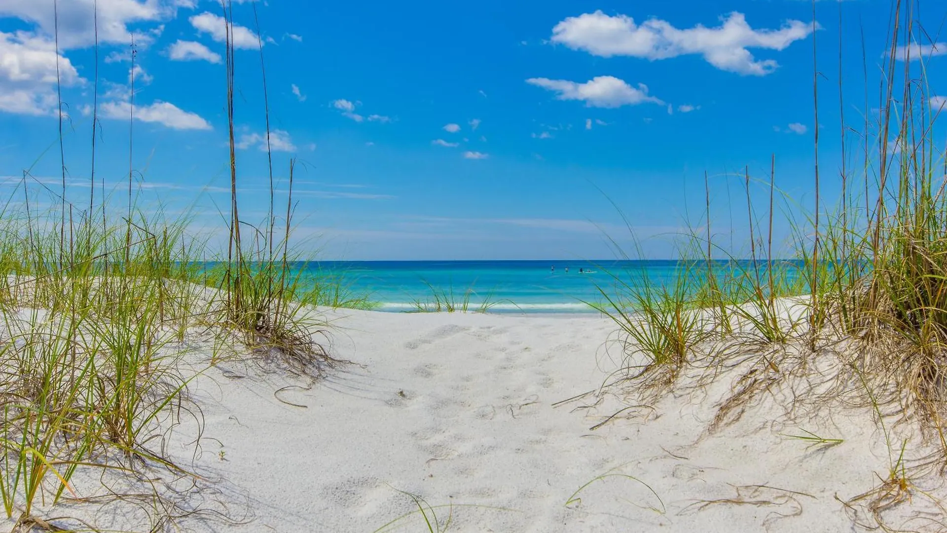 Laguna Peach: 3Ba 2Ba Retreat For 10! Explore Nearby Beaches & Activities Panama City Beach